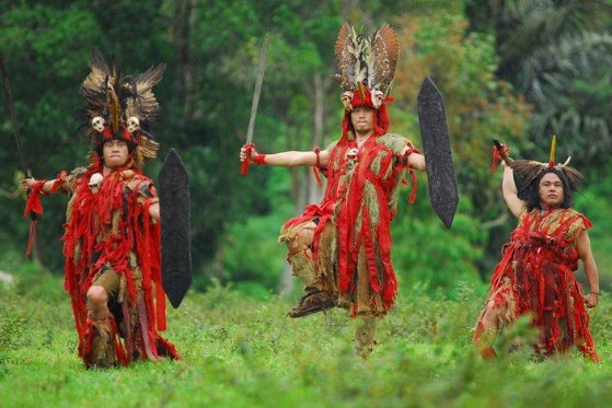 Suku Minahasa dari Sulawesi Utara