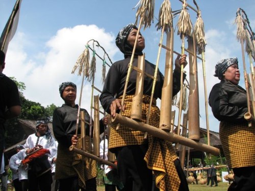 Suku Sunda dari Jawa Barat